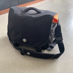 Crumpler Brazilian Dollar Home Camera Bag