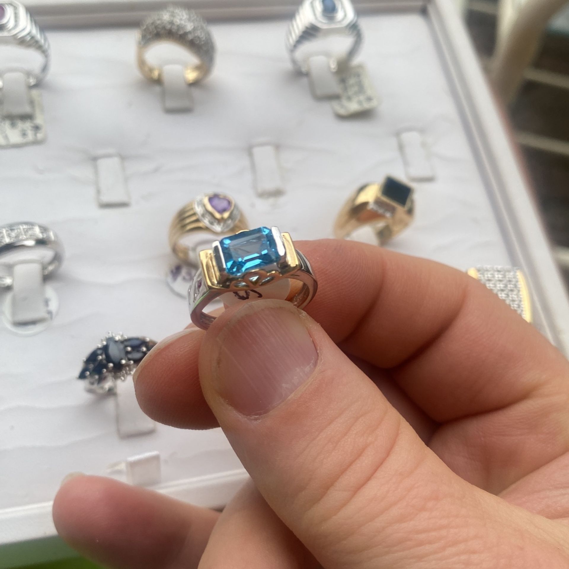 Blue topaz Gold ring