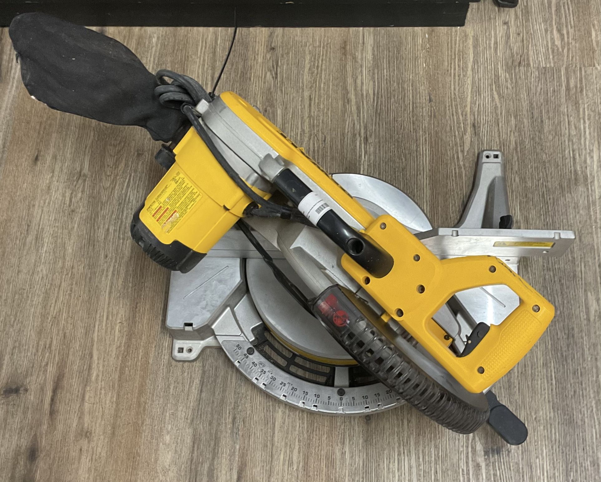 Dewalt 15 Amp 120V Circular Saw