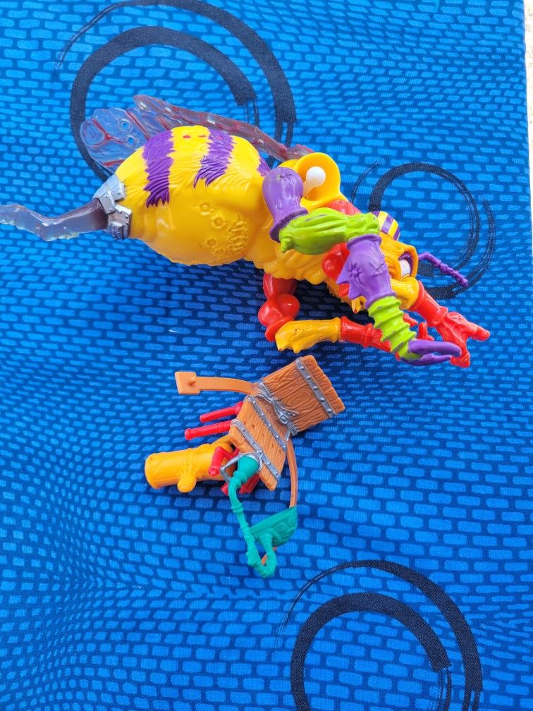 Killer Bee TMNT Vintage Figure Incomplete