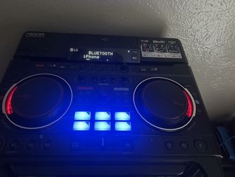 LG mixer and speakers