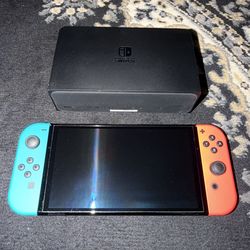 Nintendo Switched - OLED