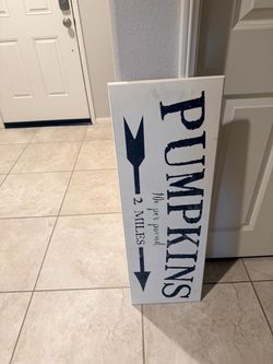 Pumpkin sign