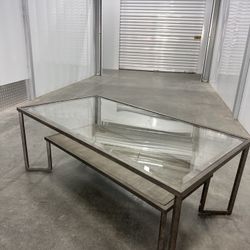 Cocktail Table 