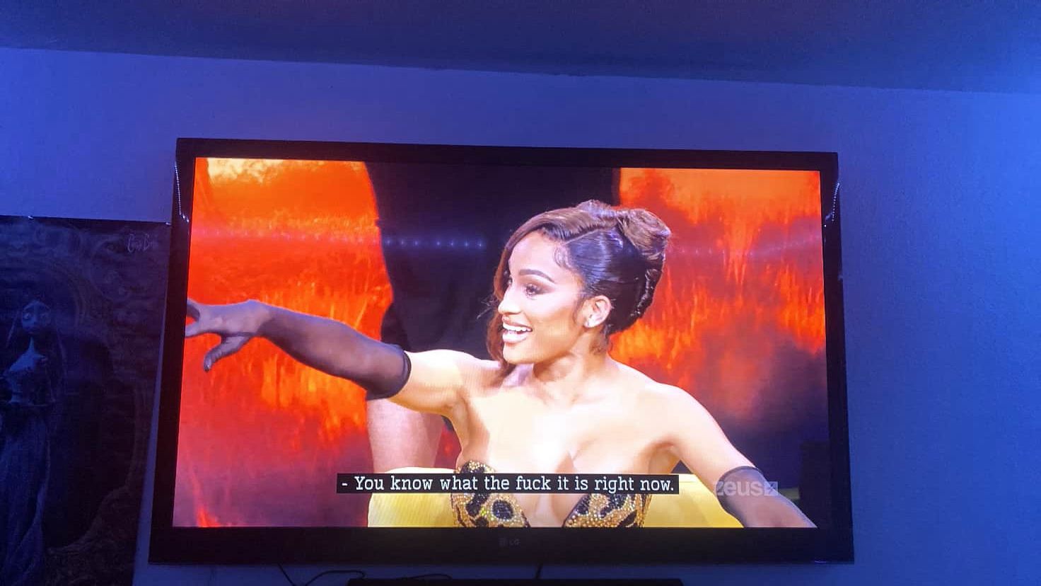 65" Lg Tv With Roku Stick