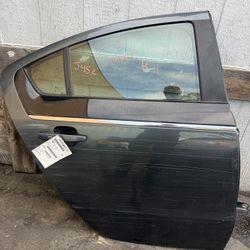 Chevrolet Volt rear door Passenger Side RH Gray 2011 - 2015 ; J452