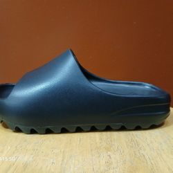 ADIDAS YEEZY SLIDE.ONYX