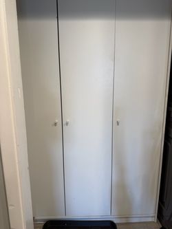 Kleppstad wardrobe
