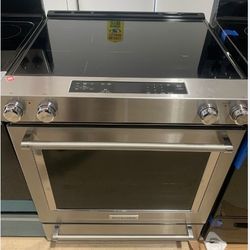 KitchenAid Slide in stainless steel stove brand new
