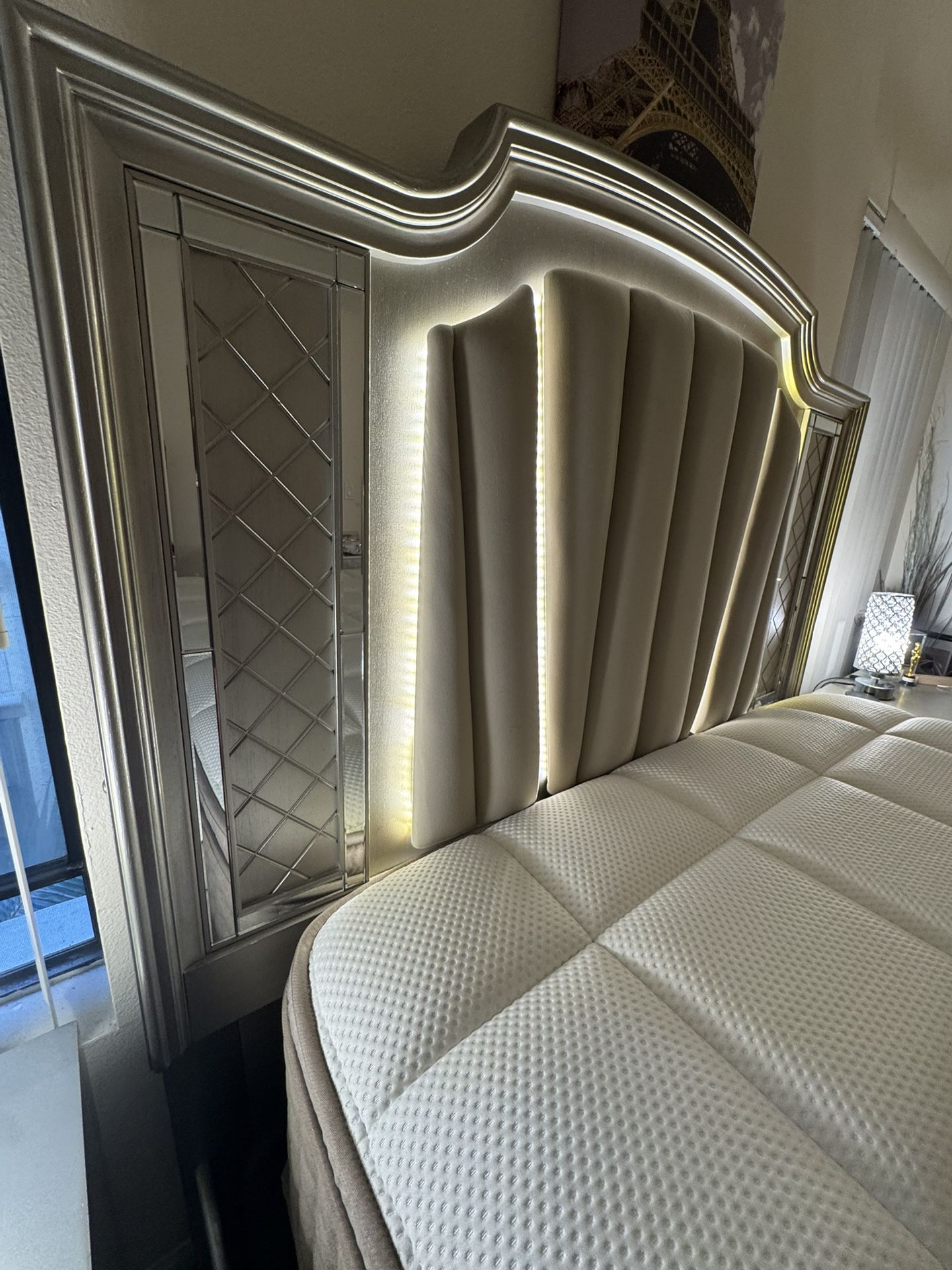 QUEEN Upholstered LED Mirrored Panel Bed 