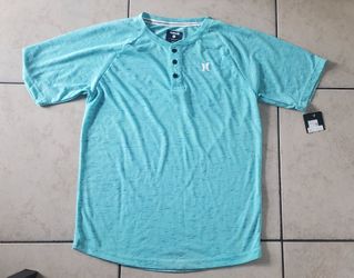 New Hurley Boys Shirt. Size XL