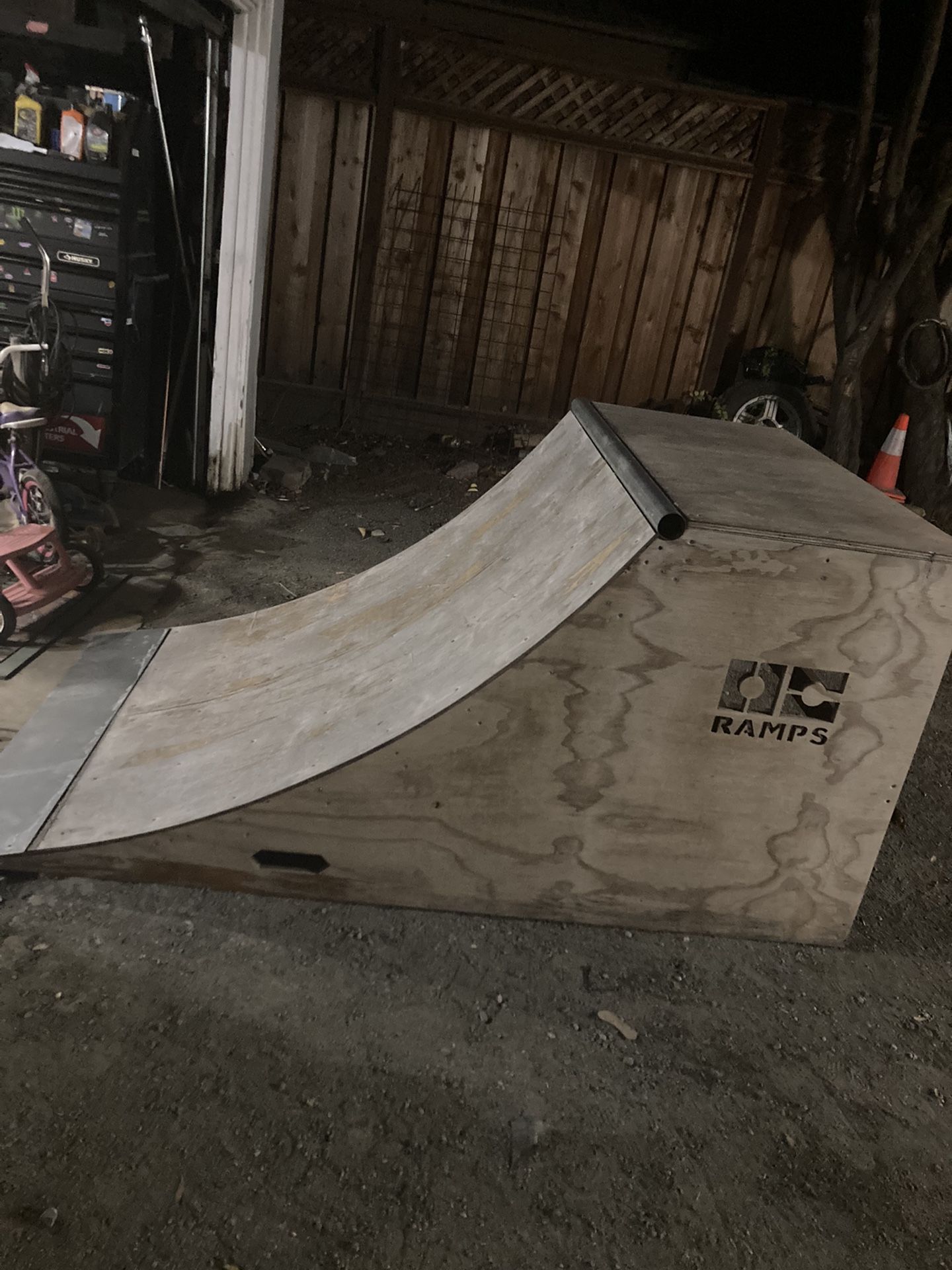 Quarter Pipe Ramp