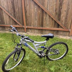 Young Adult Or Kid Mountain Bike 