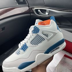 Jordan 4 Military blue Size 8 Men