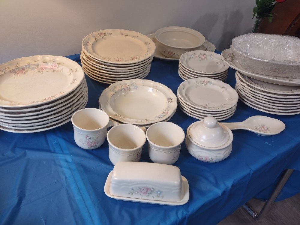 Dinner Set