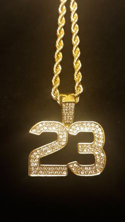 23 Designer rope chain with stones 20"