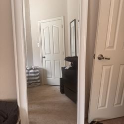 Living room/bedroom Mirror