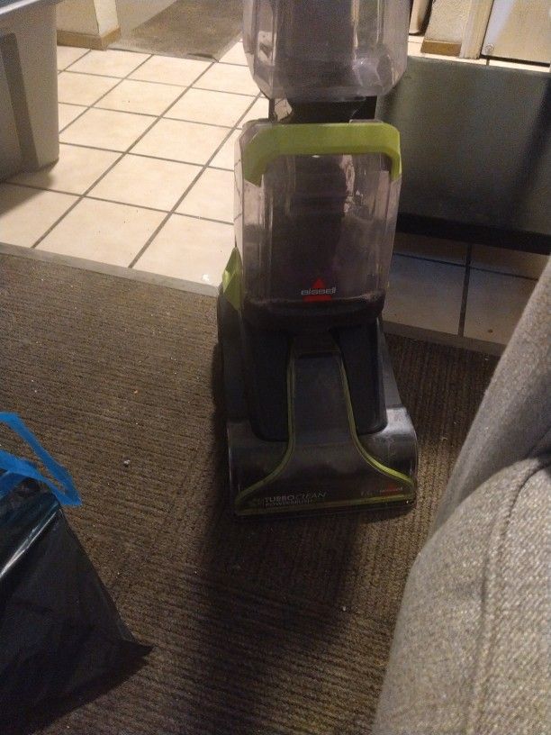 Bissell Carpet Cleaner