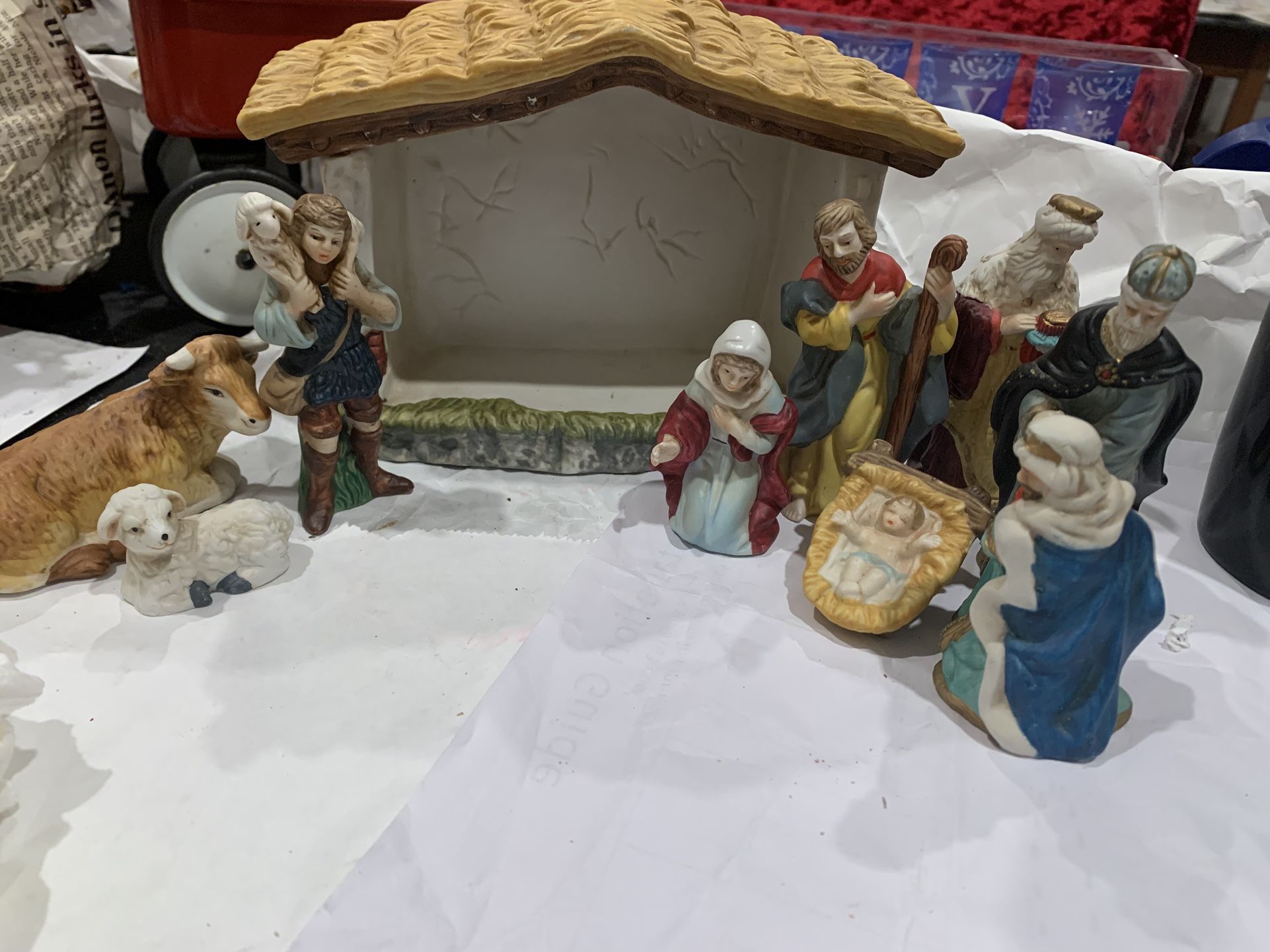VINTAGE 10PC. NATIVITY FIGURES AND MANGER