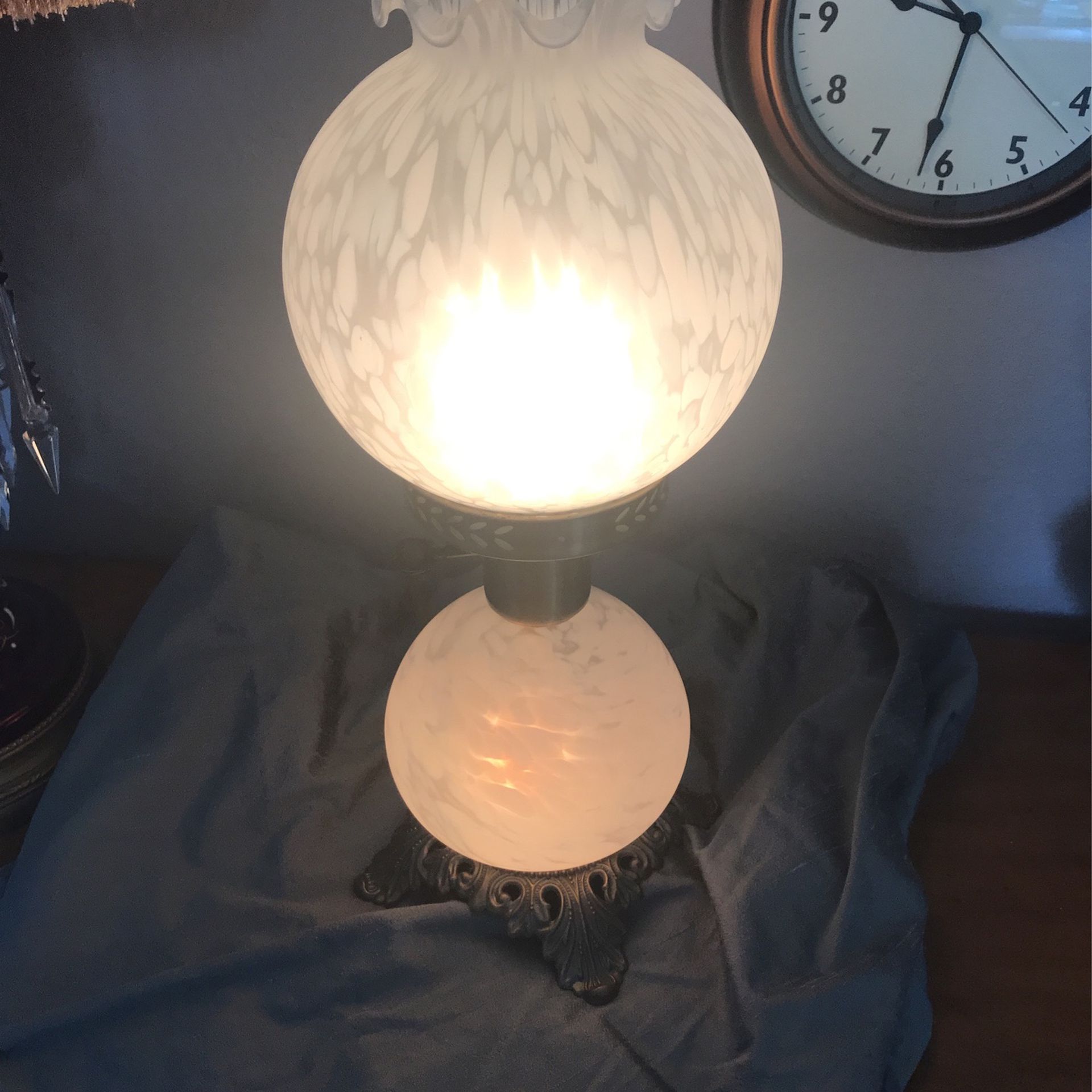 Vintage Style 50’s Lamp - Lights 3 Ways