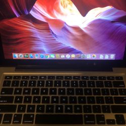 Apple MacBook Pro 13 Inch Early 2011 4gb 