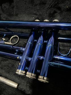 Blue Master Ski Trumpet w/ Hard Case & Mouthpiece – Ready to Play