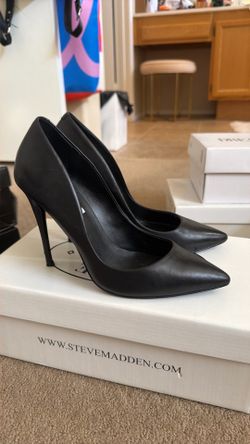 Steve Madden Heals