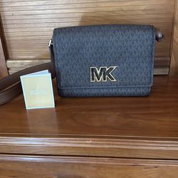 Michael Kors Crossbody Purse