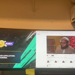 Ultra Wide 49 “ Dual Monitor 