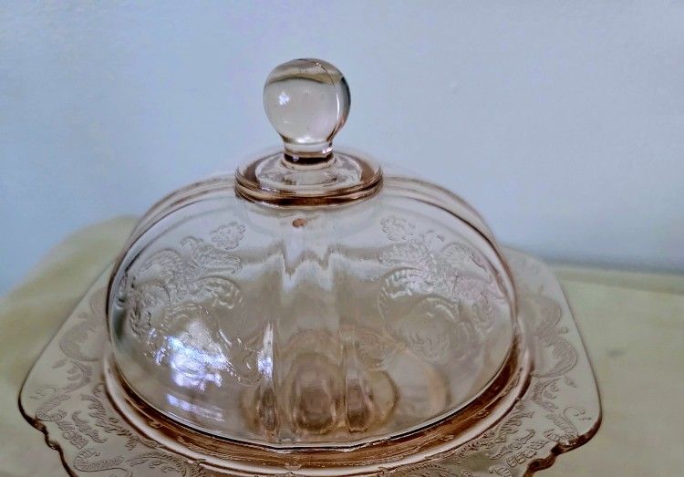 Federal Madrid Pink Depression Candy / Cheese Dish With Lid