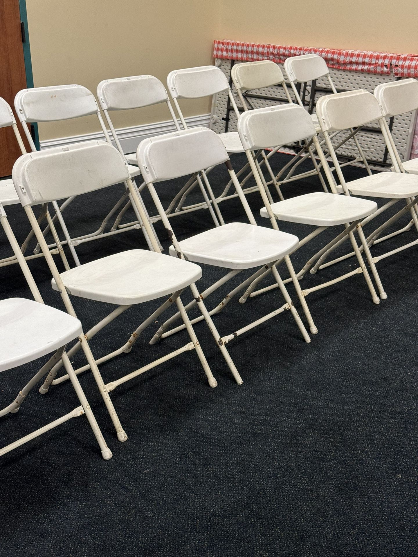 SET OF 10 NEW White Plastic Folding Chairs Frame Commercial High Capacity Event Chair lightweight Set for Office Wedding Party Picnic Kitchen Dining
