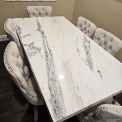 Elegant Tufted Dining Chairs – Set of 6 $300