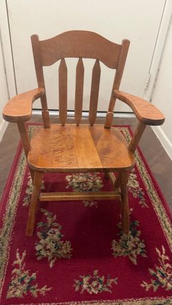 Wood Children’s Chair