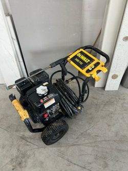 DEWALT  3400  PSI   GAS  PRESSURE  washer 50 fl hose