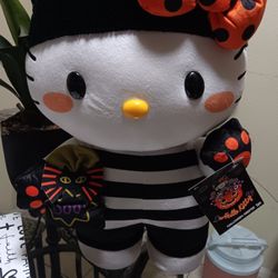 2023 Halloween Hello Kitty