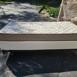 Twin Mattress, Frame And Box Spring 