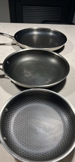 Set Of 3 Hexclad Pans