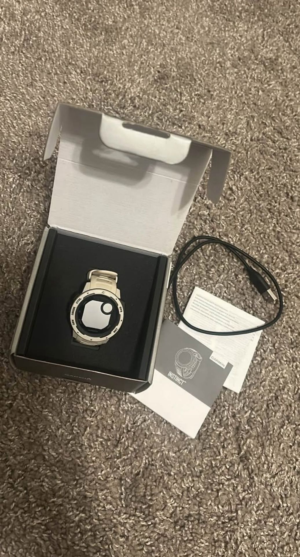 Garmin instinct watch
