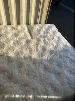 California king size bed mattress split head king koil intimate medium button top pillow top Stearns & foster reserve lux estate luxury Kluft aireloom