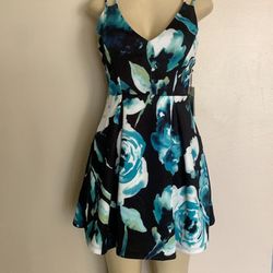 Dress available in sizes S, M and L