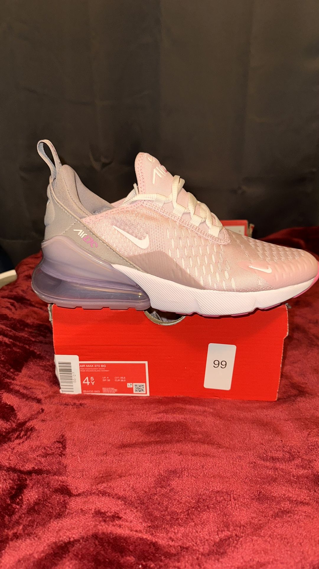 New nike 270 size 4.5 youth. 6 women.