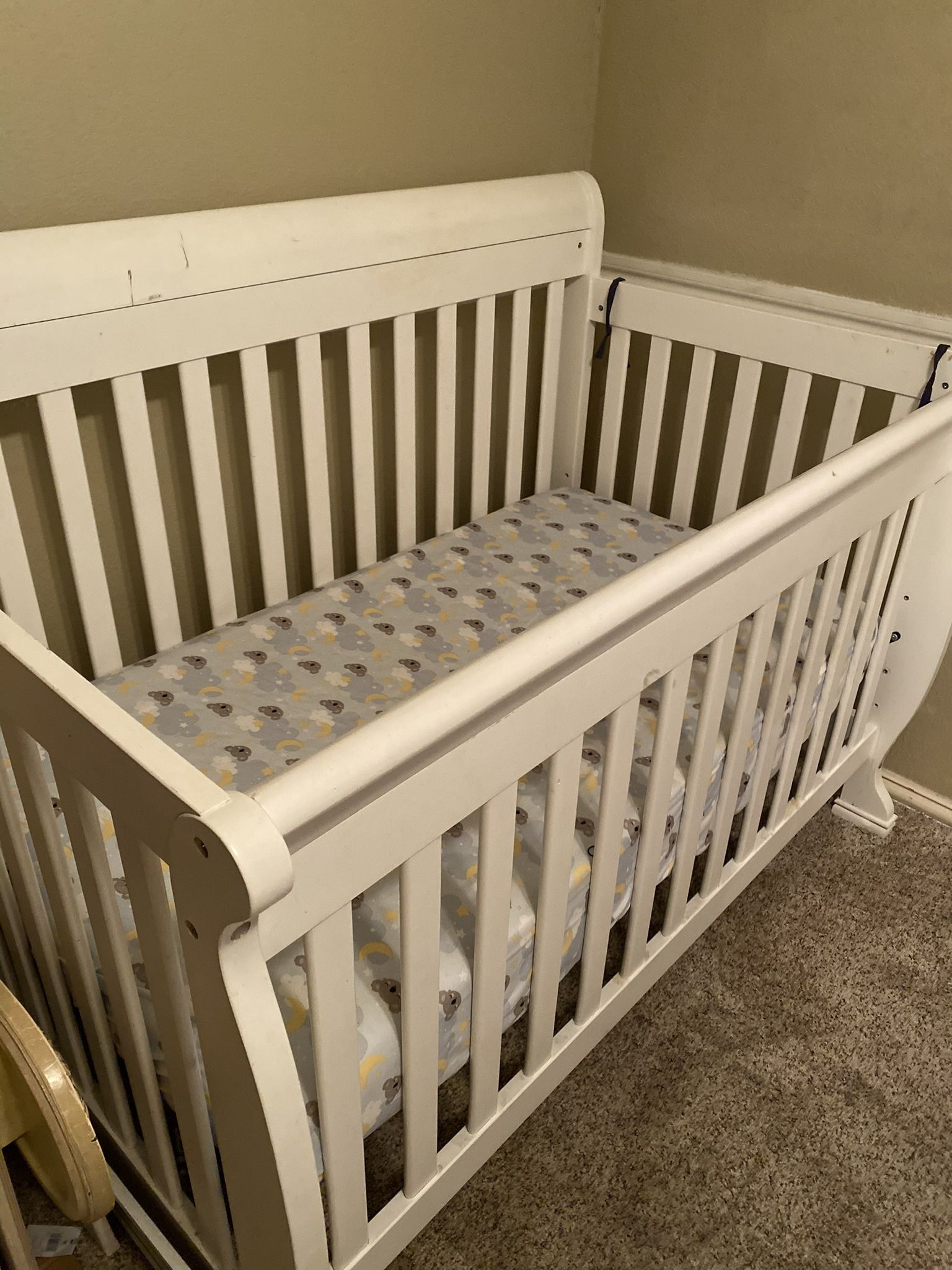 White Baby 3 Into 1 Crib Daybed Regular Bed