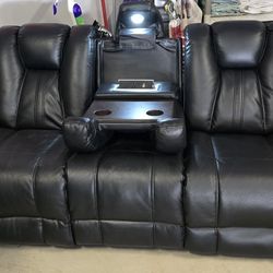 Black Leather Couch 