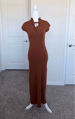 Elegant Brown Ribbed Bodycon Maxi Dress