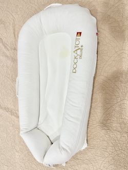Dockatot deluxe+