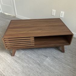 Modern Wood Table – Great Condition! ($85 OBO)