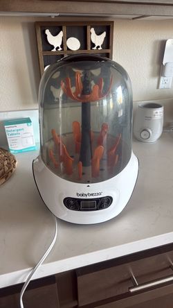 Baby Brezza Bottle Sterilizer and Dryer
