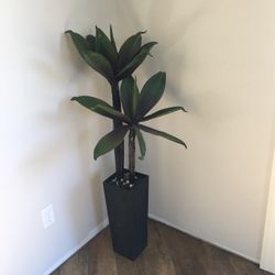 Artificial Tree