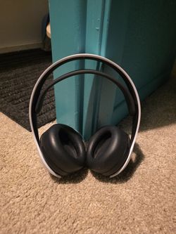 Authentic PS5 headphones