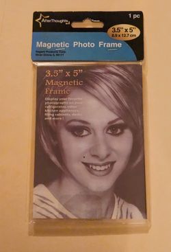 Magnetic Photo Frame